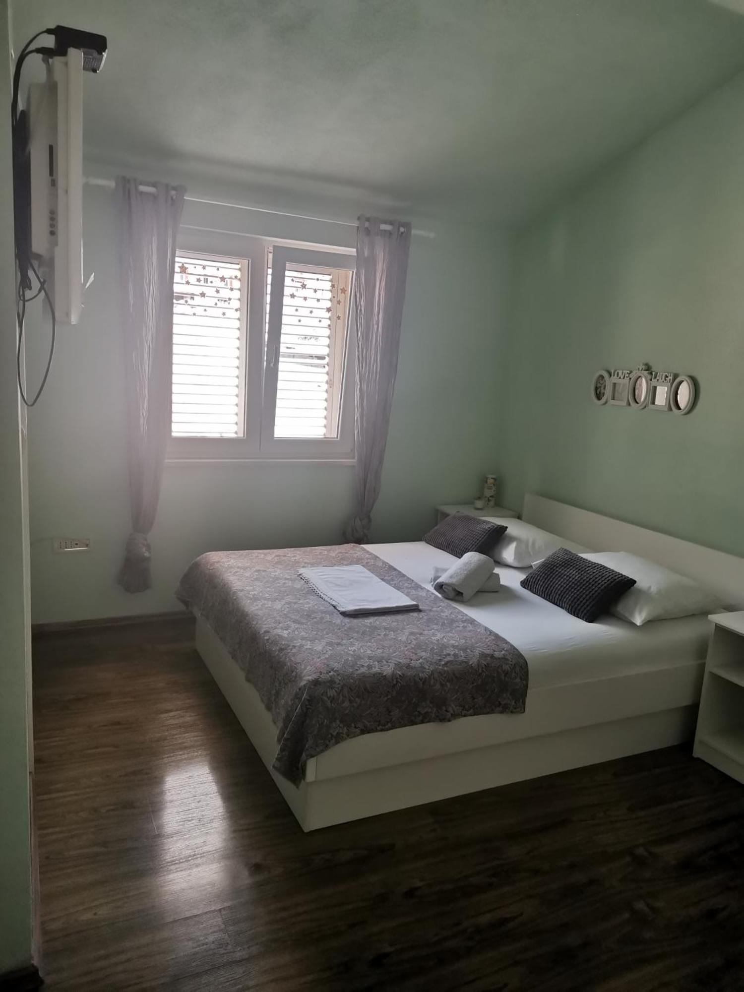 Apartmani Riba Makarska Eksteriør billede