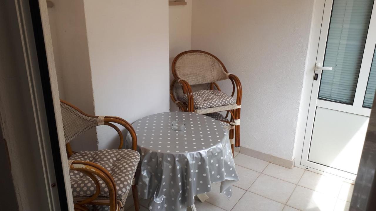 Apartmani Riba Makarska Eksteriør billede