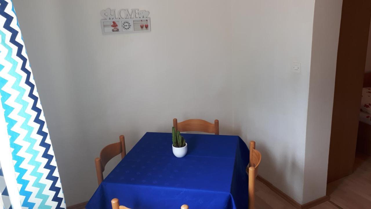 Apartmani Riba Makarska Eksteriør billede
